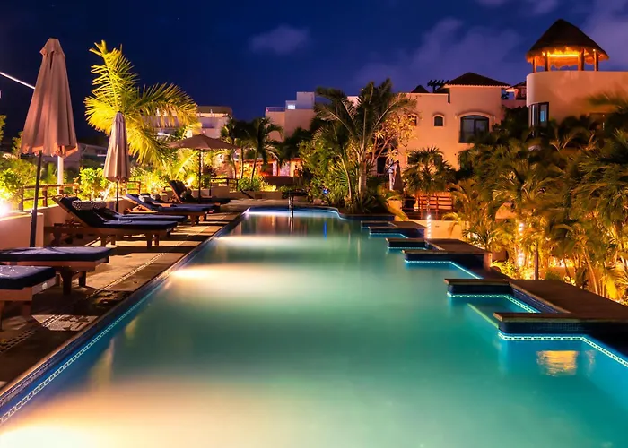 Porto Playa Condo Hotel&Beach Club