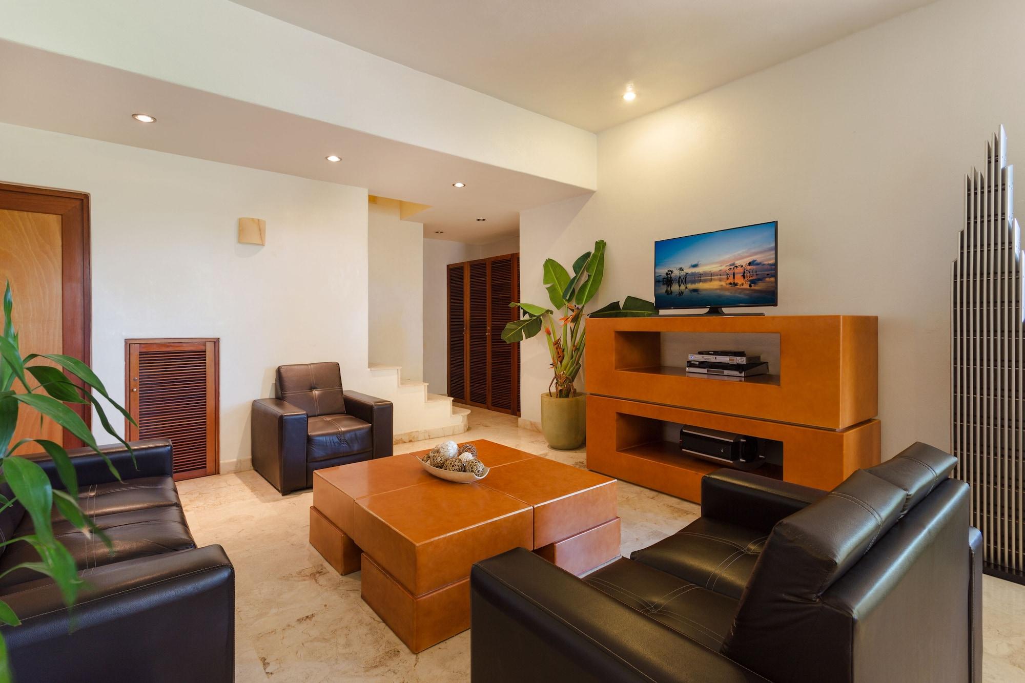 Hotel Porto Playa Hotel&beach Club 4*