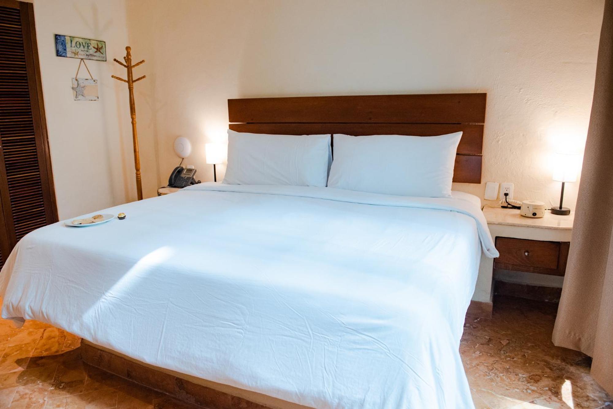 Porto Playa And Club Hotel