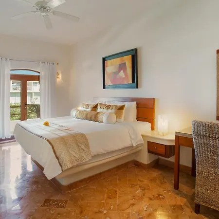 Porto Playa Condo Hotel And Beach Club Playa del Carmen Exterior photo